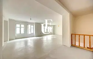 Магазин в София, Център