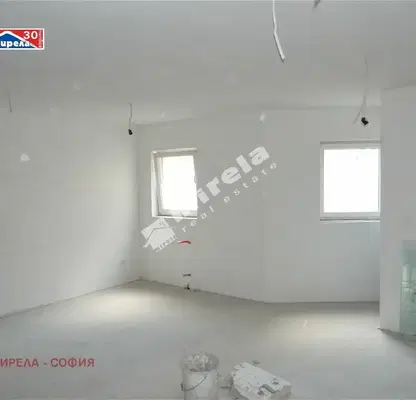 Снимка 3 — Магазин в София, Център