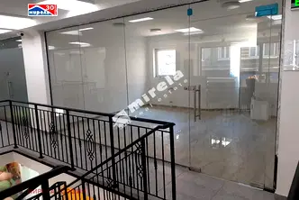 Магазин в София, Център