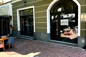 Магазин в Кюстендил, Център
