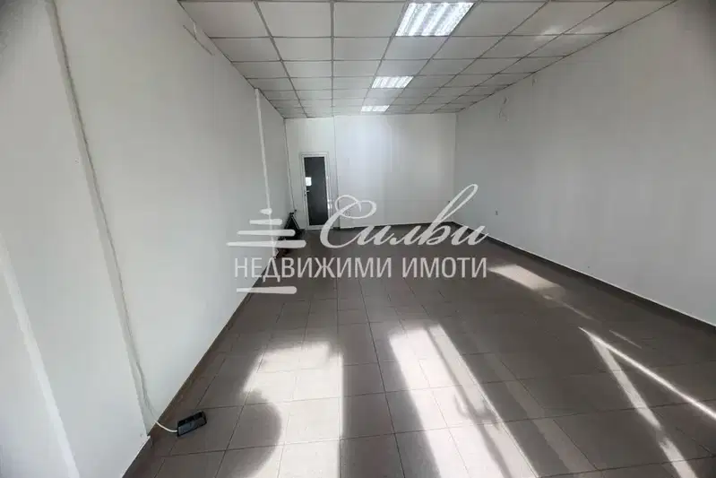 Магазин в Шумен, Център