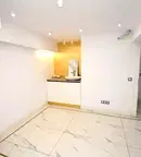 Магазин в София, Център