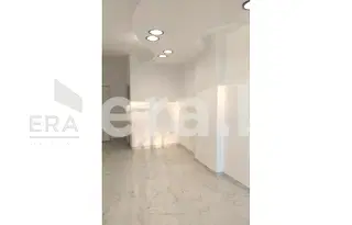 Магазин във Варна, Център