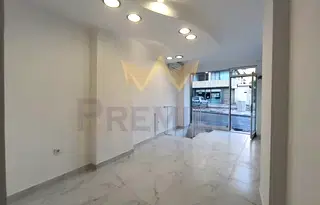 Магазин във Варна, Център