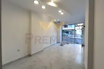 Магазин във Варна, Център
