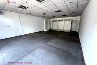 Магазин във Велико Търново, Център