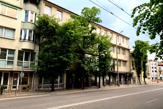 Магазин в Бургас, Център