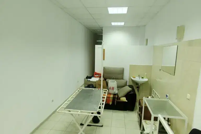 Магазин в София, Център