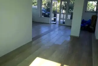 Магазин в Кърджали, Гледка