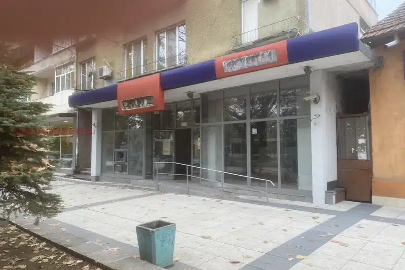 Магазин в Монтана, Идеален център