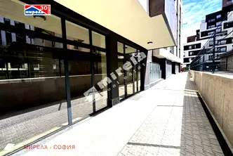 Магазин в София, Кръстова вада