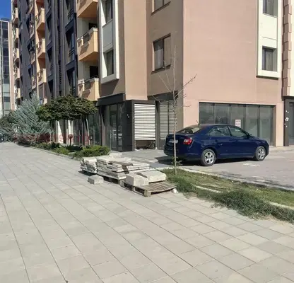 Снимка 5 — Магазин в Пловдив, Кючук Париж