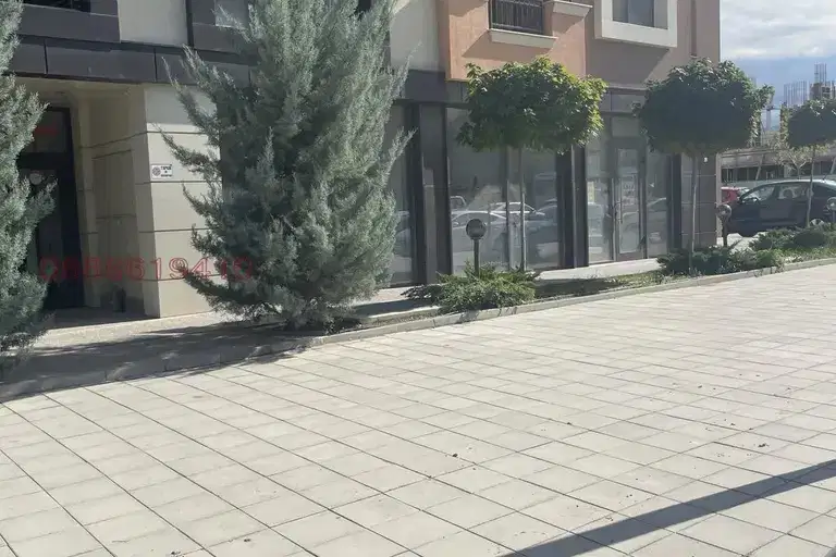 Магазин в Пловдив, Кючук Париж