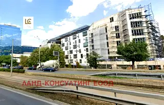 Магазин в София, Манастирски ливади