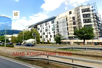Магазин в София, Манастирски ливади