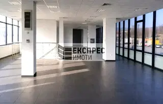 Магазин във Варна, Метро