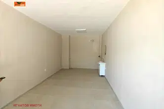 Магазин в Пазарджик, Окръжна болница