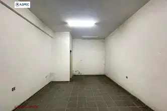Магазин в Русе, Широк център