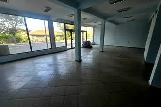Магазин в Кърджали, Веселчане
