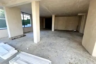 Магазин в Кърджали, Веселчане