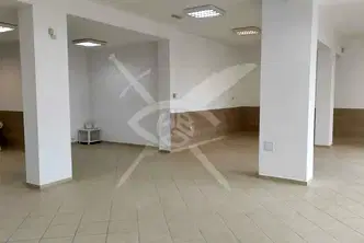 Магазин във Варна, Владислав Варненчик 1