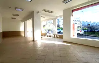 Магазин във Варна, Владислав Варненчик 1