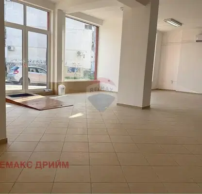 Снимка 3 — Магазин във Варна, Владислав Варненчик 1