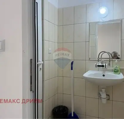 Снимка 5 — Магазин във Варна, Владислав Варненчик 1