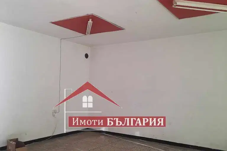 Shop in Oblast Plovdiv, Karlovo
