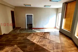 Магазин във Велико Търново, Горна Оряховица