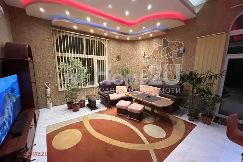 5-bedroom apartment in Varna, Avtogara