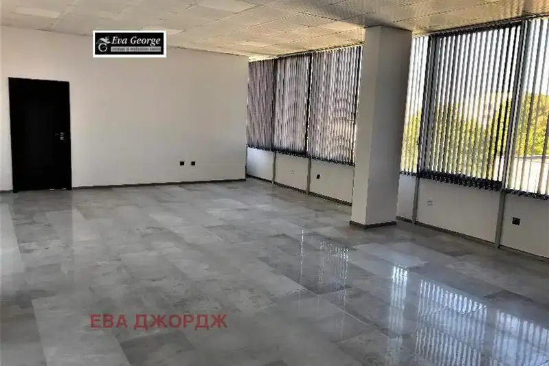 Офис в Студентски