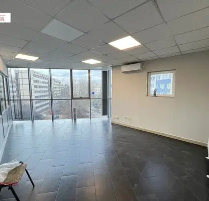 Photo 4 — Office in Студентски