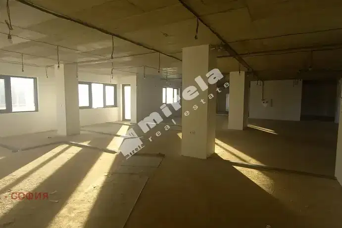 Офис в Студентски