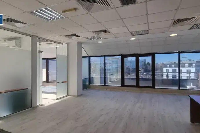 Офис в Студентски
