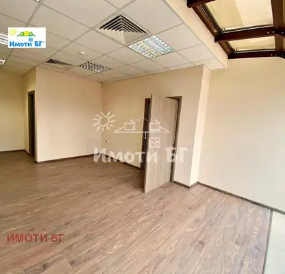 Photo 4 — Office in Студентски
