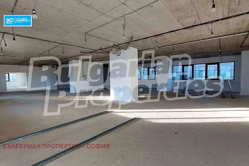 Офис в Студентски