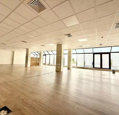 Photo 5 — Office in Studentski
