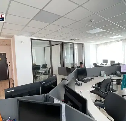Снимка 2 — Офис в София, 7-ми 11-ти километър
