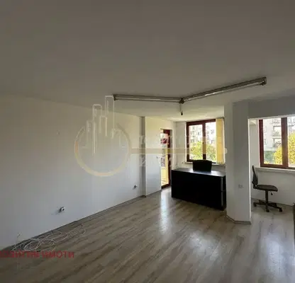 Photo 2 — Office in Sofiya, Belite Brezi