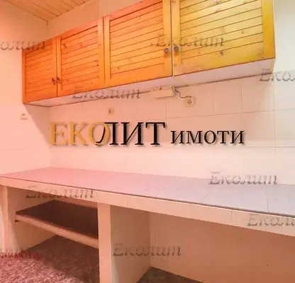 Photo 2 — Office in Sofiya, Belite Brezi