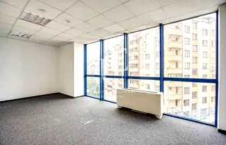 Офис в София, Бъкстон