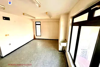 Офис в Русе, Централен кооп. пазар