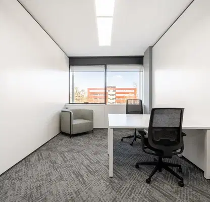Photo 2 — Office in Sofiya, Centyr