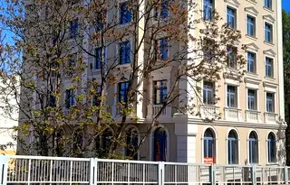 Офис в Пловдив, Център