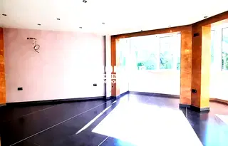 Офис в Пловдив, Център