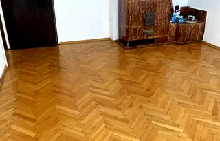 Офис в София, Център