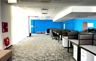 Офис в София, Център