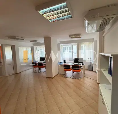 Photo 2 — Office in Sofiya, Centyr