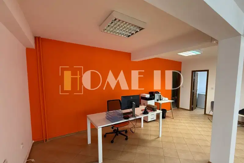 Office in Sofiya, Centyr